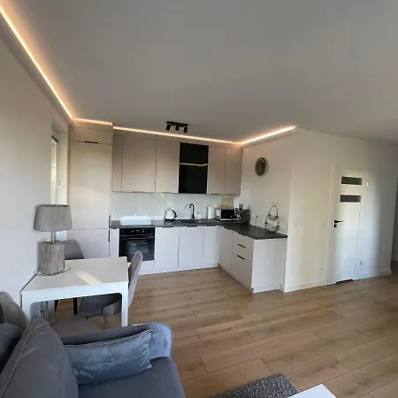 Uroczy Apartamet Z Ogrodkiem I Widokiem Na Nature, *