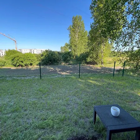 Uroczy Apartamet Z Ogrodkiem I Widokiem Na Nature, Apartmán